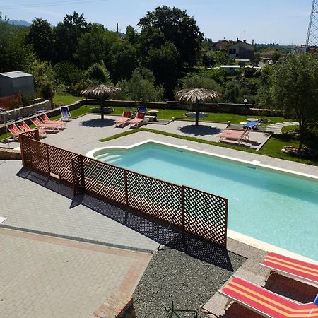 La Fonda Casa Vacanze-Appartamenti Con Piscina Santo Stefano di Magra Exterior photo