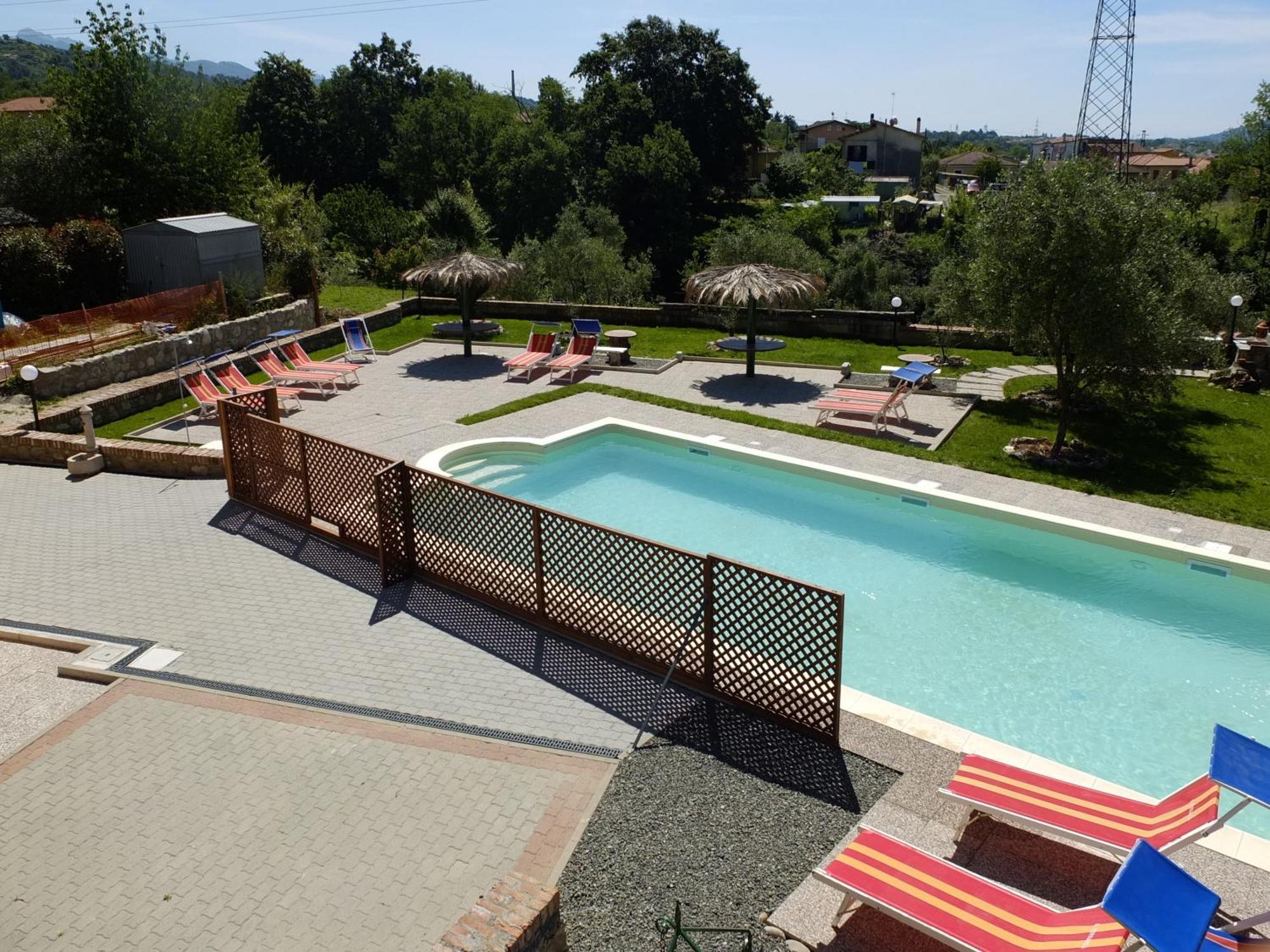 La Fonda Casa Vacanze-Appartamenti Con Piscina Santo Stefano di Magra Exterior photo